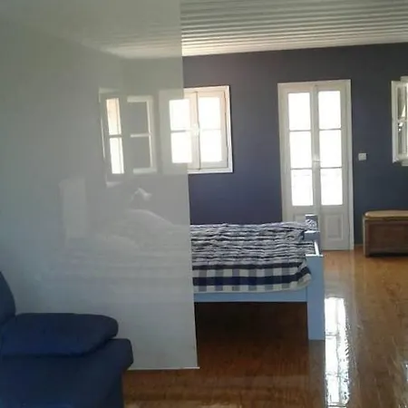 House * Alissos