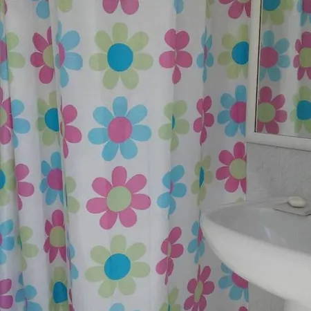 House * Alissos
